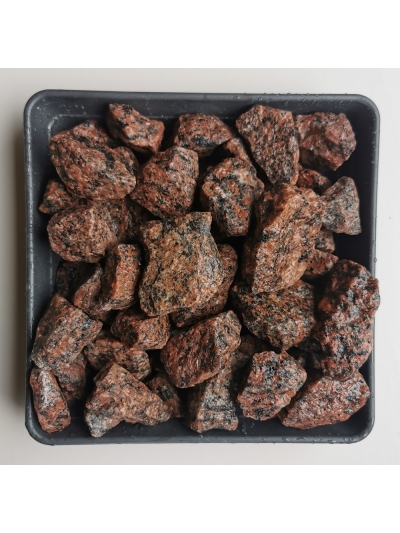 Raudona granito skalda 20-50 mm, 20kg